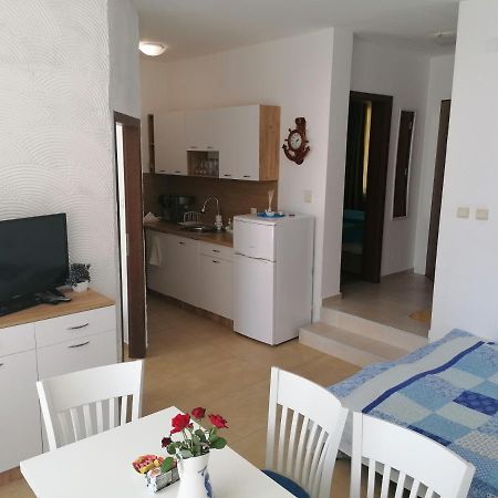 Apartments Elinor Budjaka Süzebolu Dış mekan fotoğraf