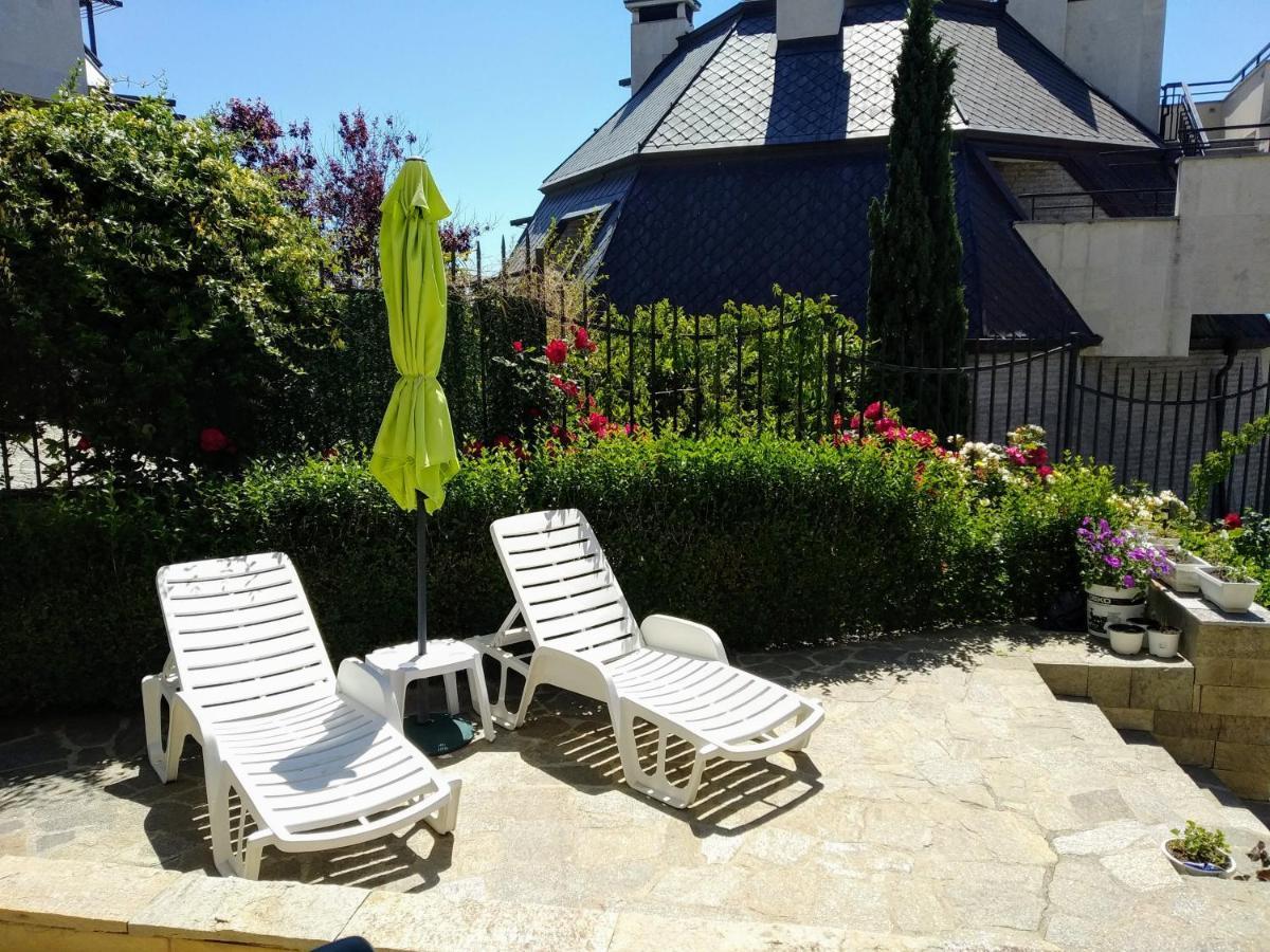Apartments Elinor Budjaka Süzebolu Dış mekan fotoğraf