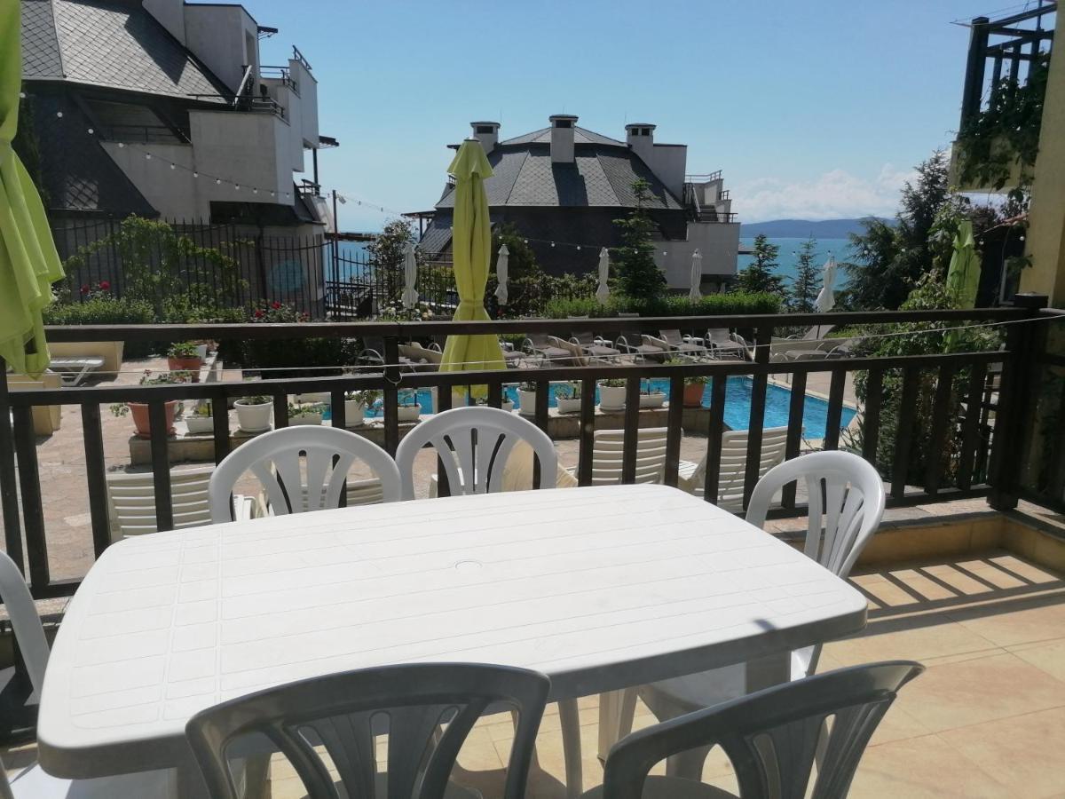 Apartments Elinor Budjaka Süzebolu Dış mekan fotoğraf
