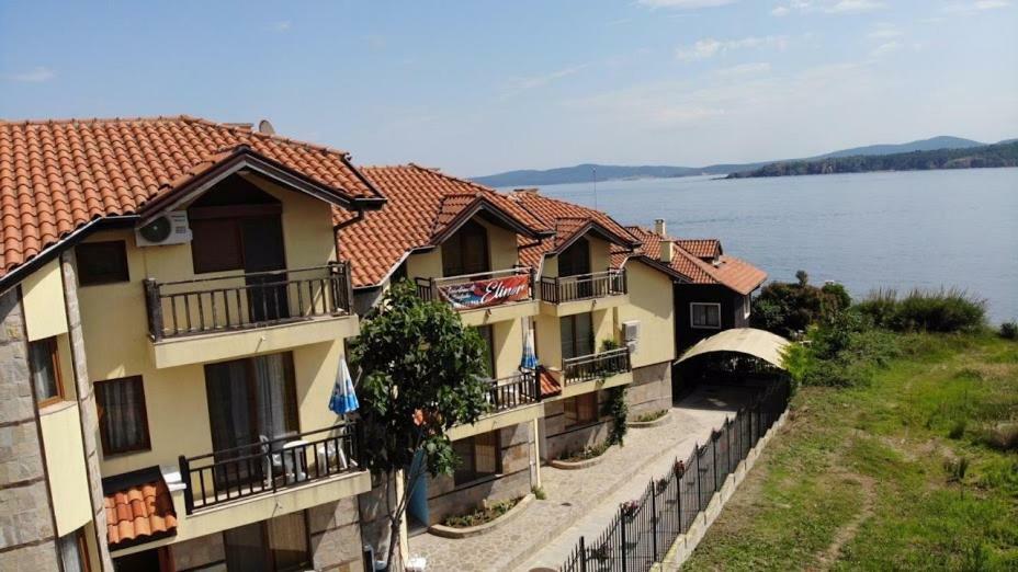 Apartments Elinor Budjaka Süzebolu Dış mekan fotoğraf