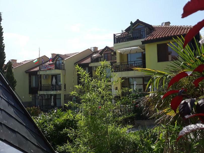 Apartments Elinor Budjaka Süzebolu Dış mekan fotoğraf